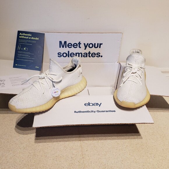 Adidas Yeezy 350 V2 Triple White Sneakers 11.5 Authentic in the Box W/Tags - VGC - Picture 1 of 9